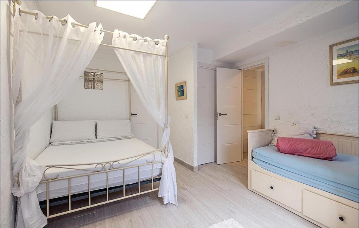 Majestic Villa By The Beach Heated Private Pool & Jacuzzi Benalmadena Exterior photo